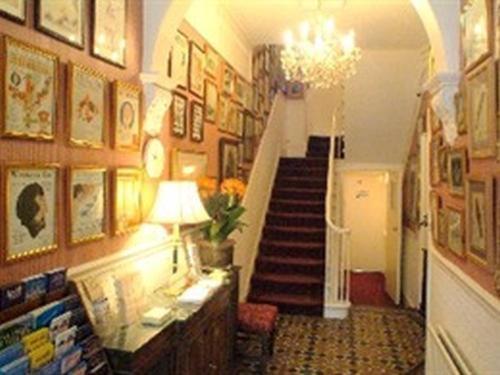 Garth Hotel Лондон Екстериор снимка