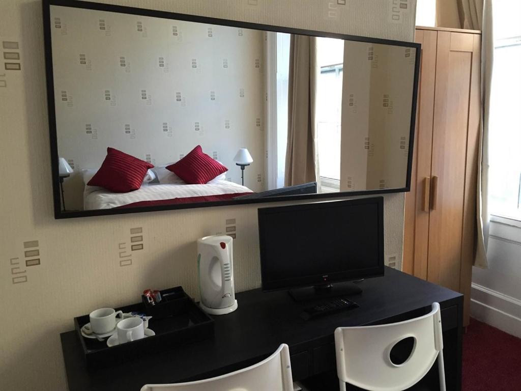 Garth Hotel Лондон Екстериор снимка